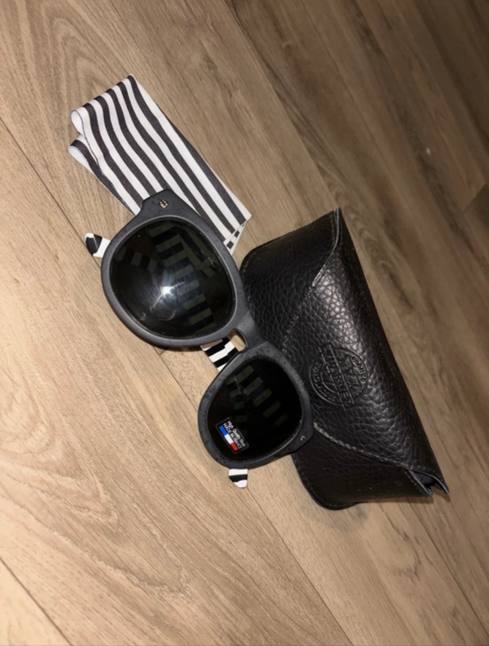 Lunette de soleil Vuarnet 